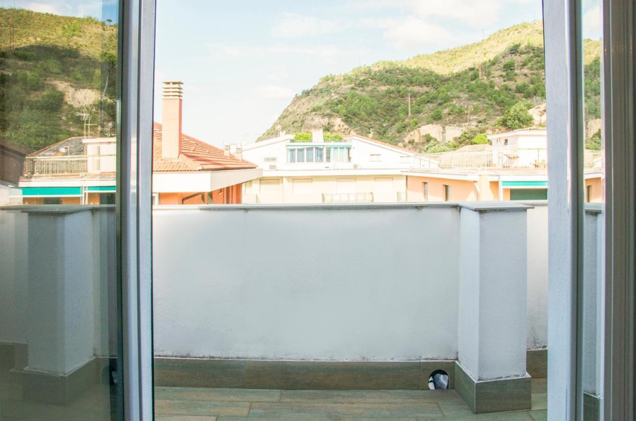 009 - Attico Sant'Anna Vista Mare 150M Dalla Spiaggia Con Terrazza Privata Apartment Sestri Levante Luaran gambar